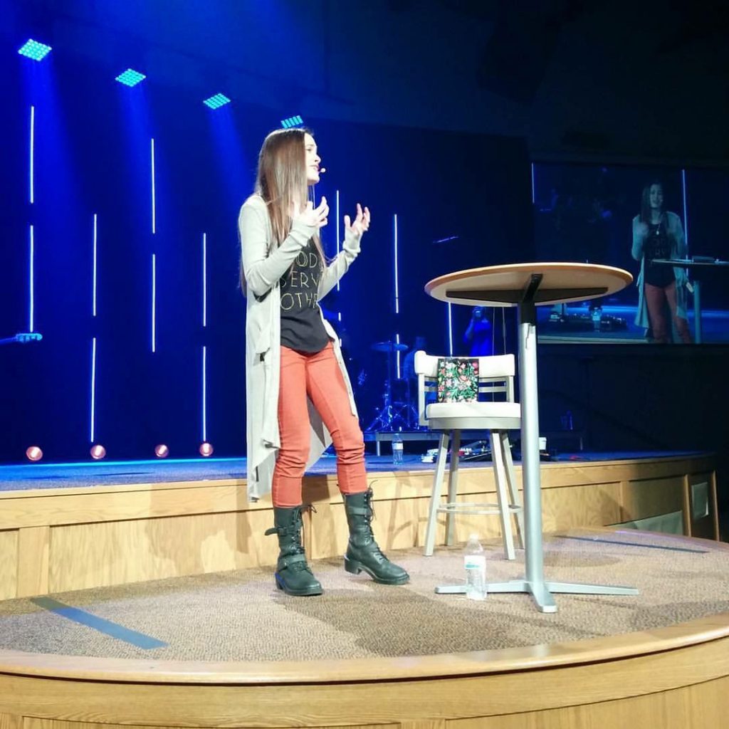 speaking4